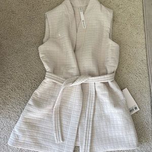 Lululemon vest size 10!